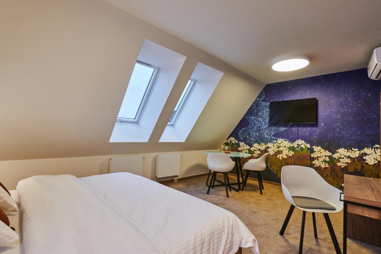 Hotel Alfréd a Hermína Olomouc Esterno foto